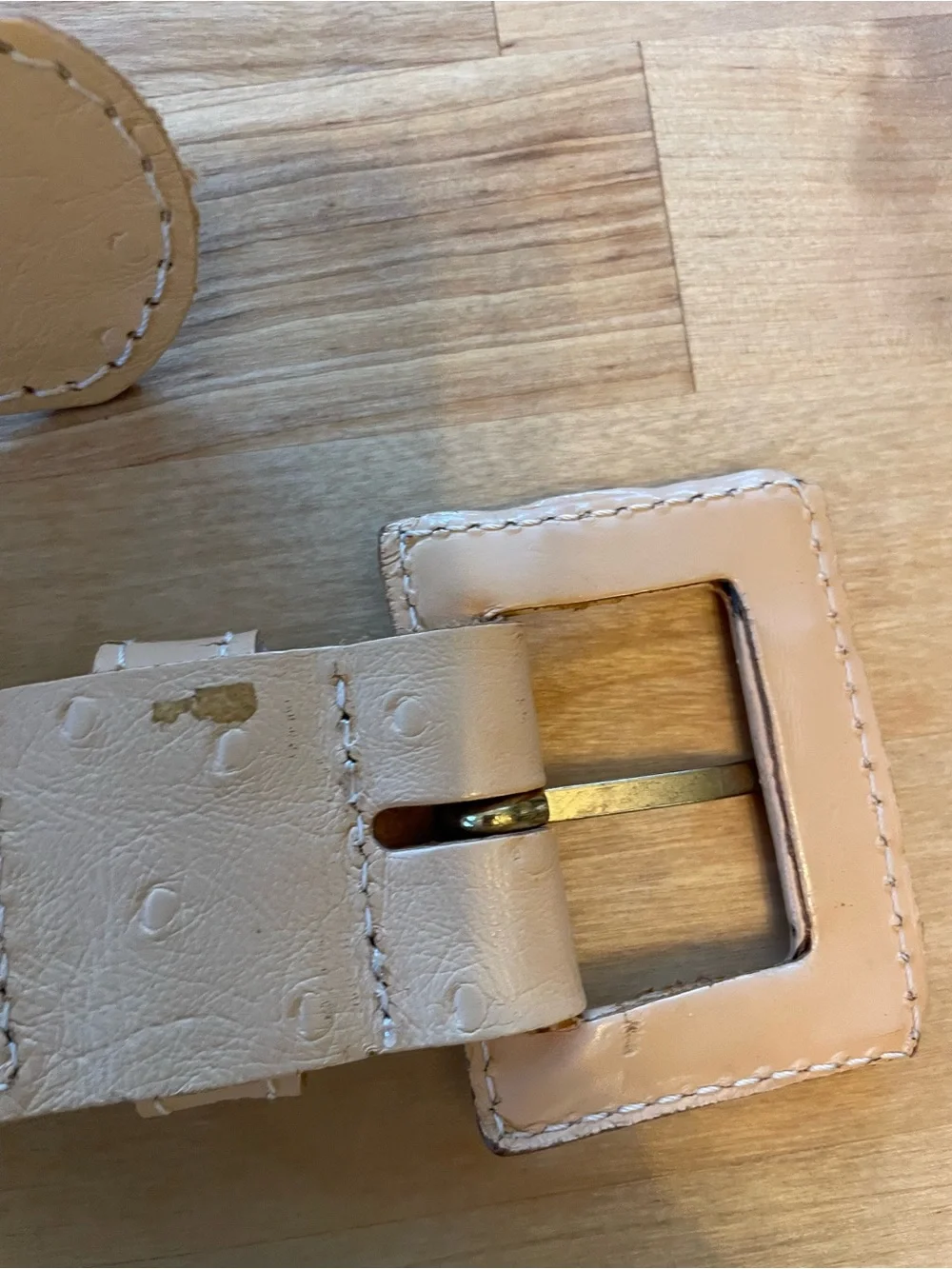 Axcess Pebbled Leather Wide Belt in Tan 28 in